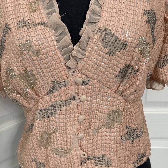 Anthropologie Girl sequined all over Top blush L party ocassion - Picture 6 of 13